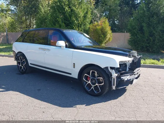 2021 Rolls-Royce Cullinan Black Badge