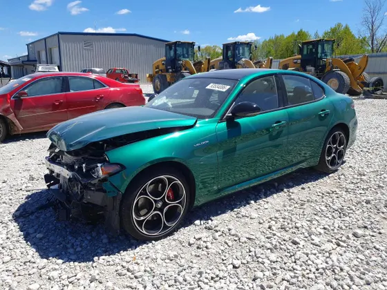 2025 Alfa Romeo Giulia