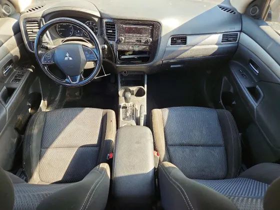 2016 Mitsubishi Outlander SE