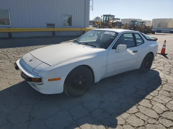 1987 Porsche 944 S