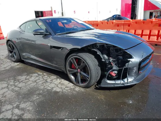 2018 Jaguar F-TYPE R