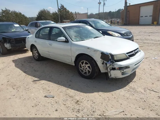 1999 Nissan Maxima GXE
