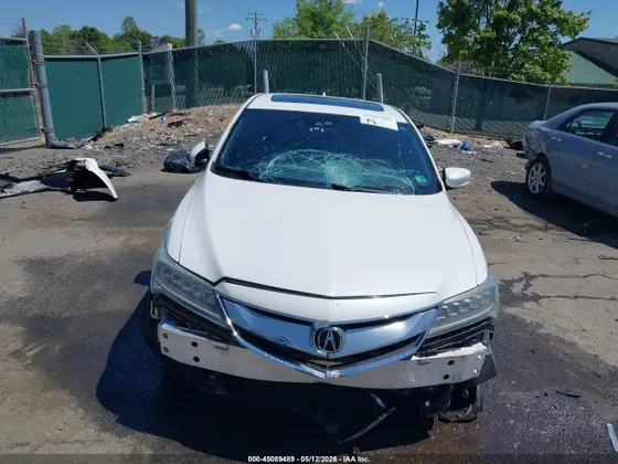 2016 Acura ILX w/Premium/A-SPEC Pkg