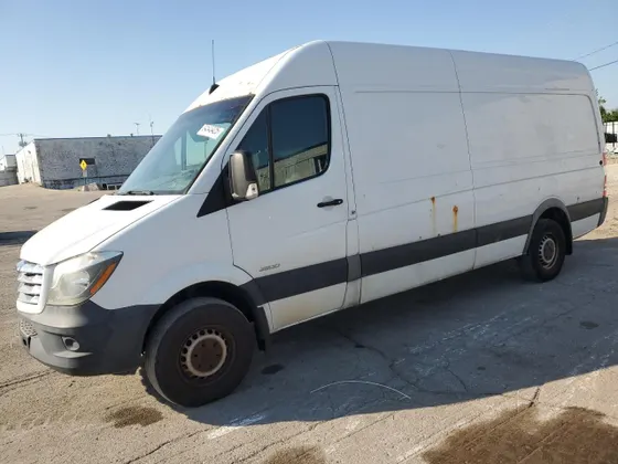 2016 Freightliner SPRINTER 2500
