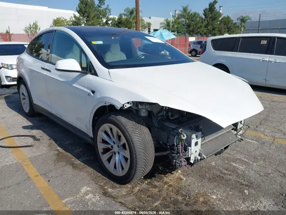 2017 Tesla Model X 90D