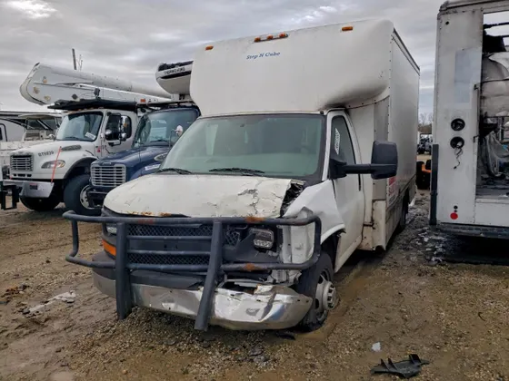 2016 Chevrolet Express Commercial Cutaway EXPRESS G3