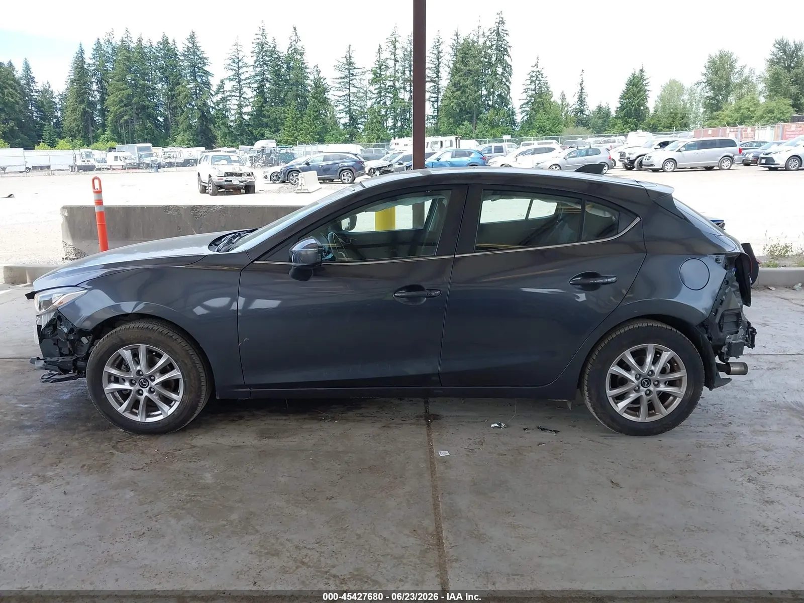 2015 Mazda Mazda3 i Touring