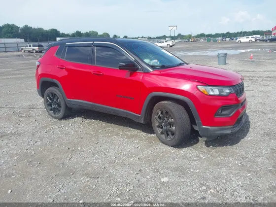 2023 Jeep Compass Altitude
