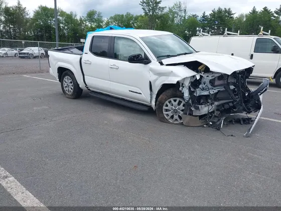 2025 Toyota Tacoma 4WD SR5