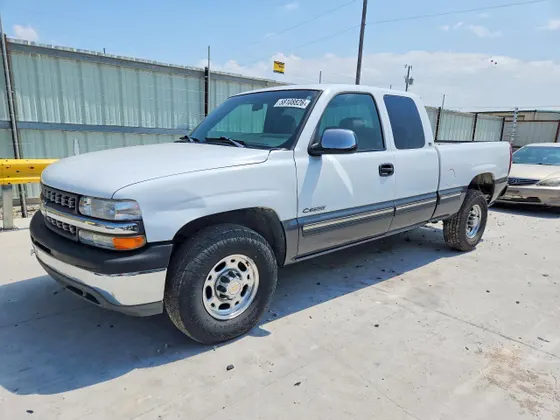 1999 Chevrolet Silverado 2500 LS