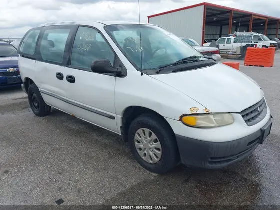 2000 Plymouth Voyager