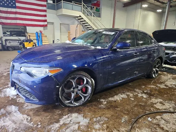 2018 Alfa Romeo Giulia Ti Sport