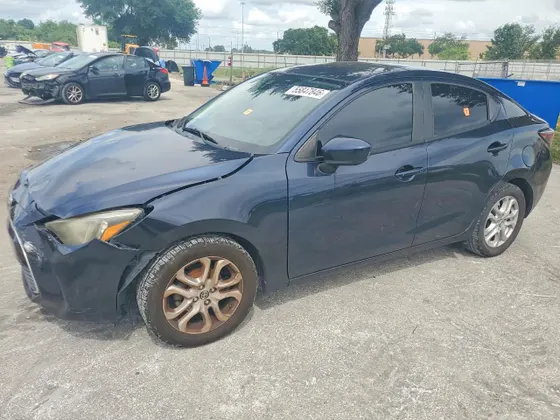 2016 Scion iA
