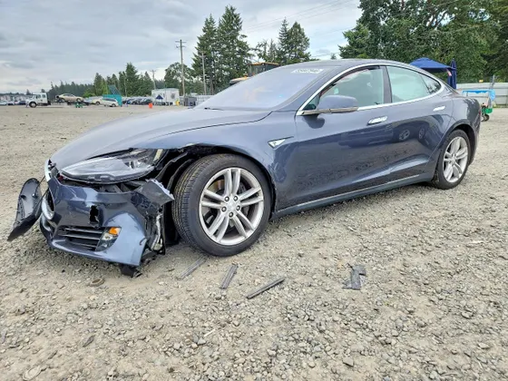 2015 Tesla Model S 85D