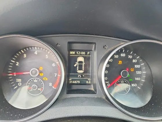 2013 Volkswagen Jetta SportWagen SE w/Sunroof