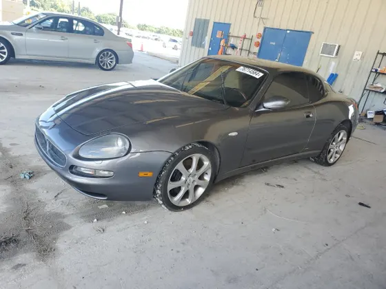 2004 Maserati COUPE GT