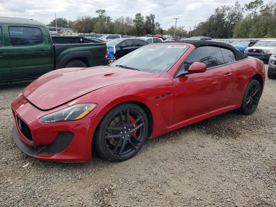 2016 Maserati GranTurismo Convertible Sport
