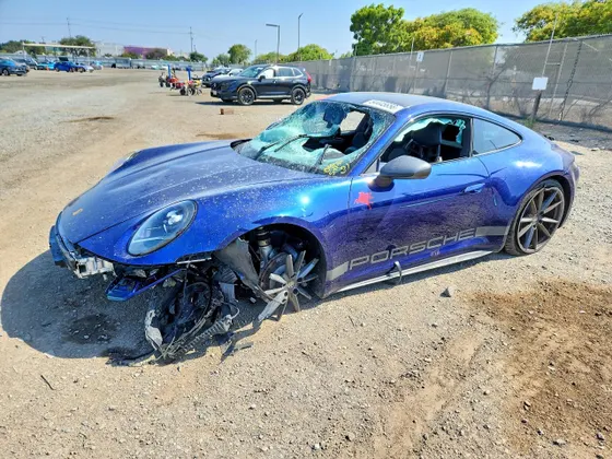 2024 Porsche 911 Carrera
