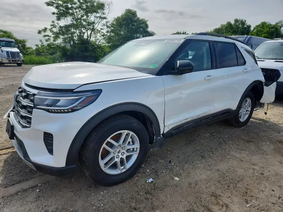 2026 Ford Explorer Active w/100A Pkg