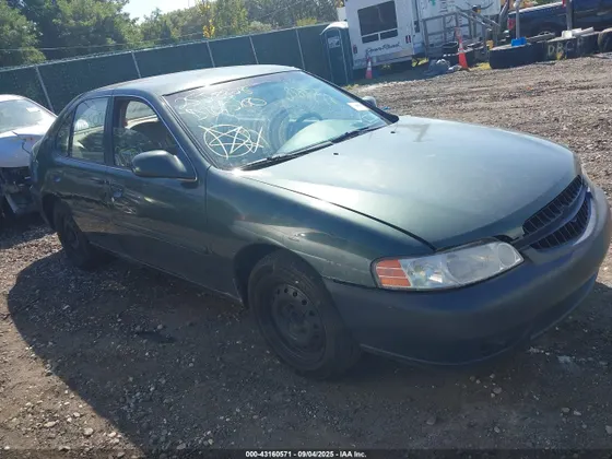 2000 Nissan Altima XE