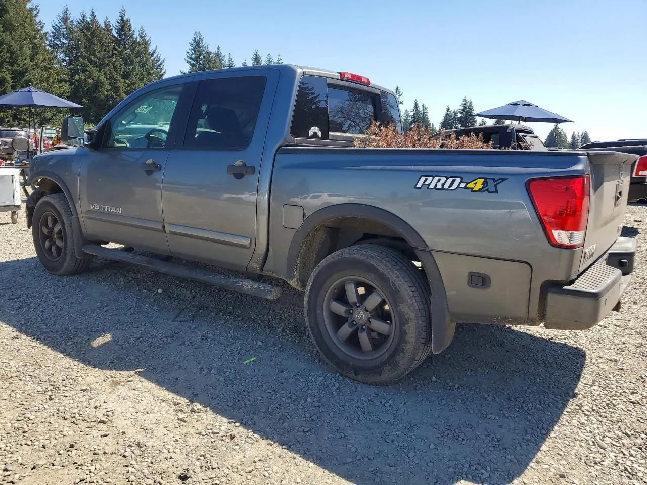 2015 Nissan Titan SL