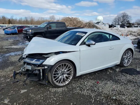 2022 Audi TTS