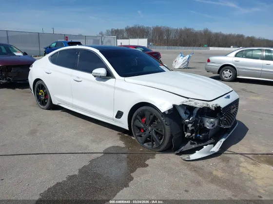 2022 Genesis G70 3.3T