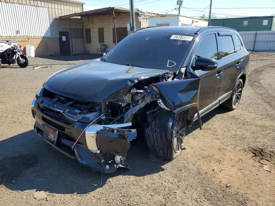2020 Mitsubishi Outlander ES