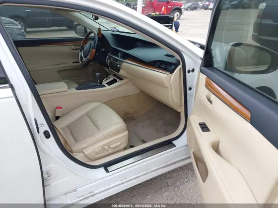 2015 Lexus ES 300h Hybrid