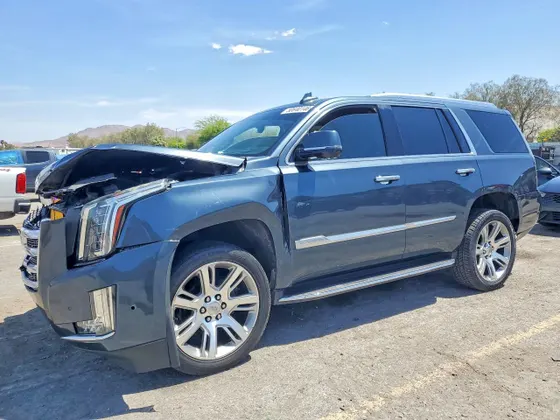 2019 Cadillac Escalade Luxury