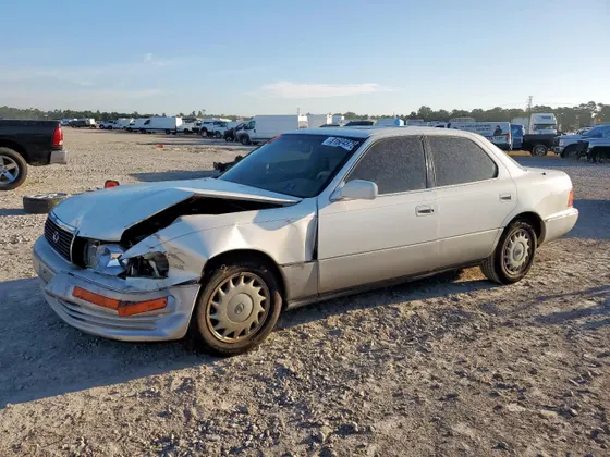 1992 Lexus LS 400