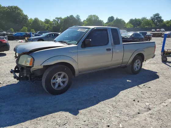 2003 Nissan Frontier 2WD XE