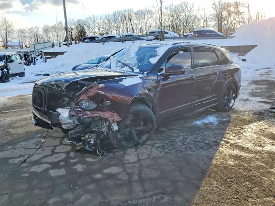2023 Bentley Bentayga EWB V8
