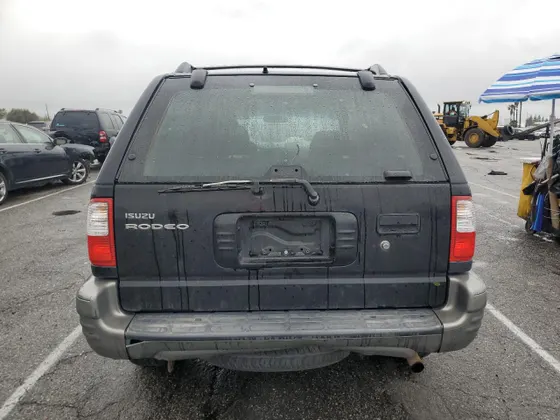 2002 Isuzu Rodeo S