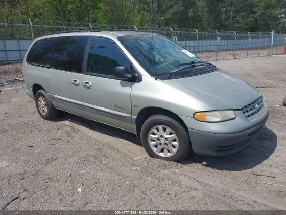 1999 Plymouth Voyager Grand SE