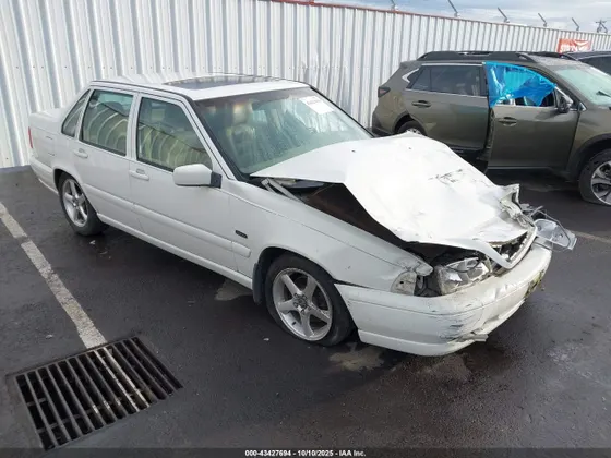 1998 Volvo S70 GLT
