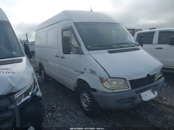 2005 Dodge Sprinter HC