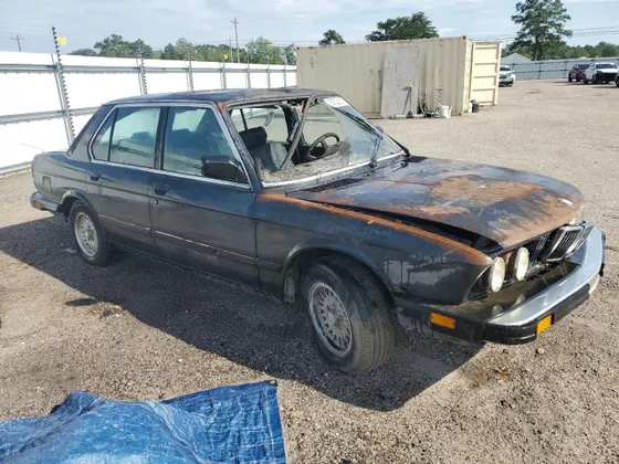 1986 BMW 528 - 533 - 633 - 733 528E