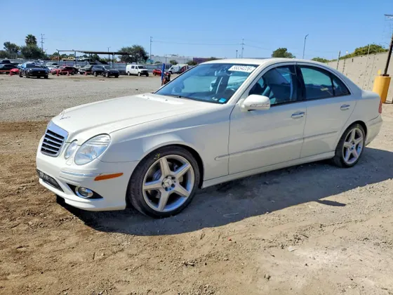 2009 Mercedes-Benz E-Class Luxury 3.5L