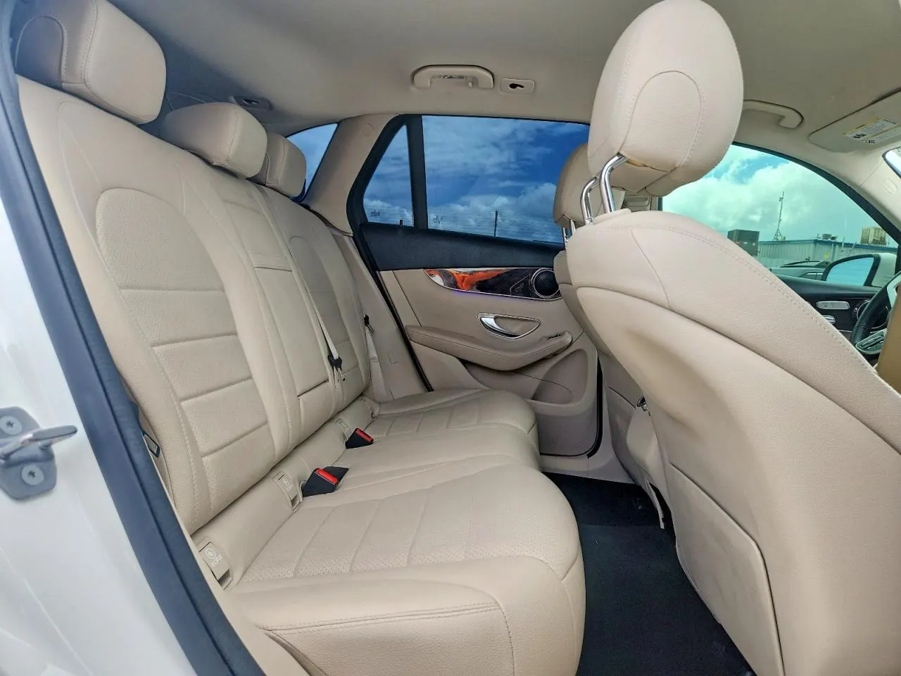 2020 Mercedes-Benz GLC GLC 300