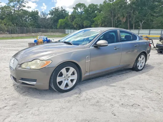 2011 Jaguar XF