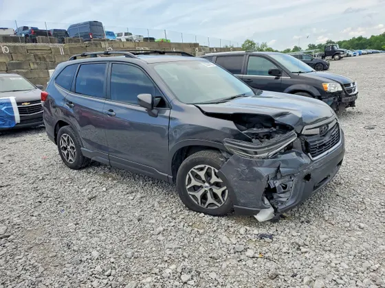 2020 Subaru Forester Premium