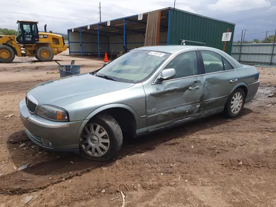 2004 Lincoln LS w/Luxury Pkg