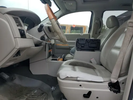 2008 Chrysler Aspen Limited