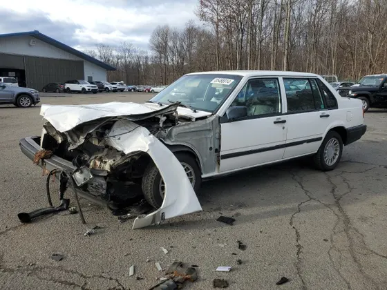 1992 Volvo 900 GLS