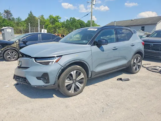 2023 Volvo XC40 Recharge Pure Electric Plus