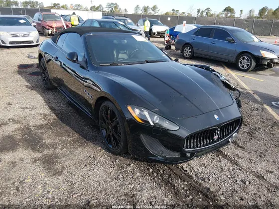2016 Maserati GranTurismo Convertible Sport