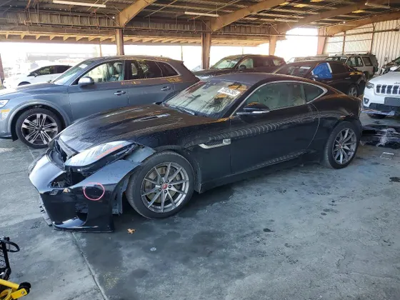2018 Jaguar F-TYPE P300