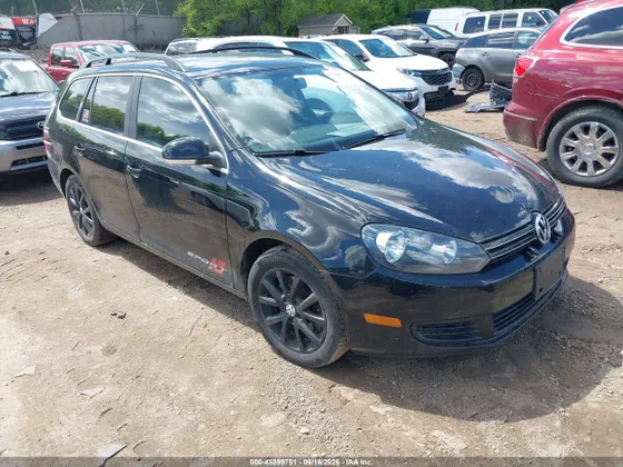 2014 Volkswagen Jetta SportWagen TDI w/Sunroof
