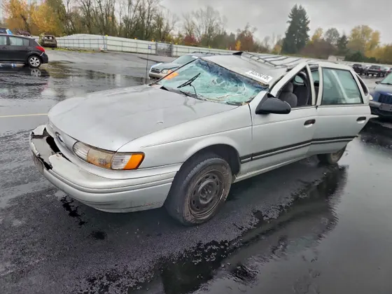 1993 Ford Taurus GL
